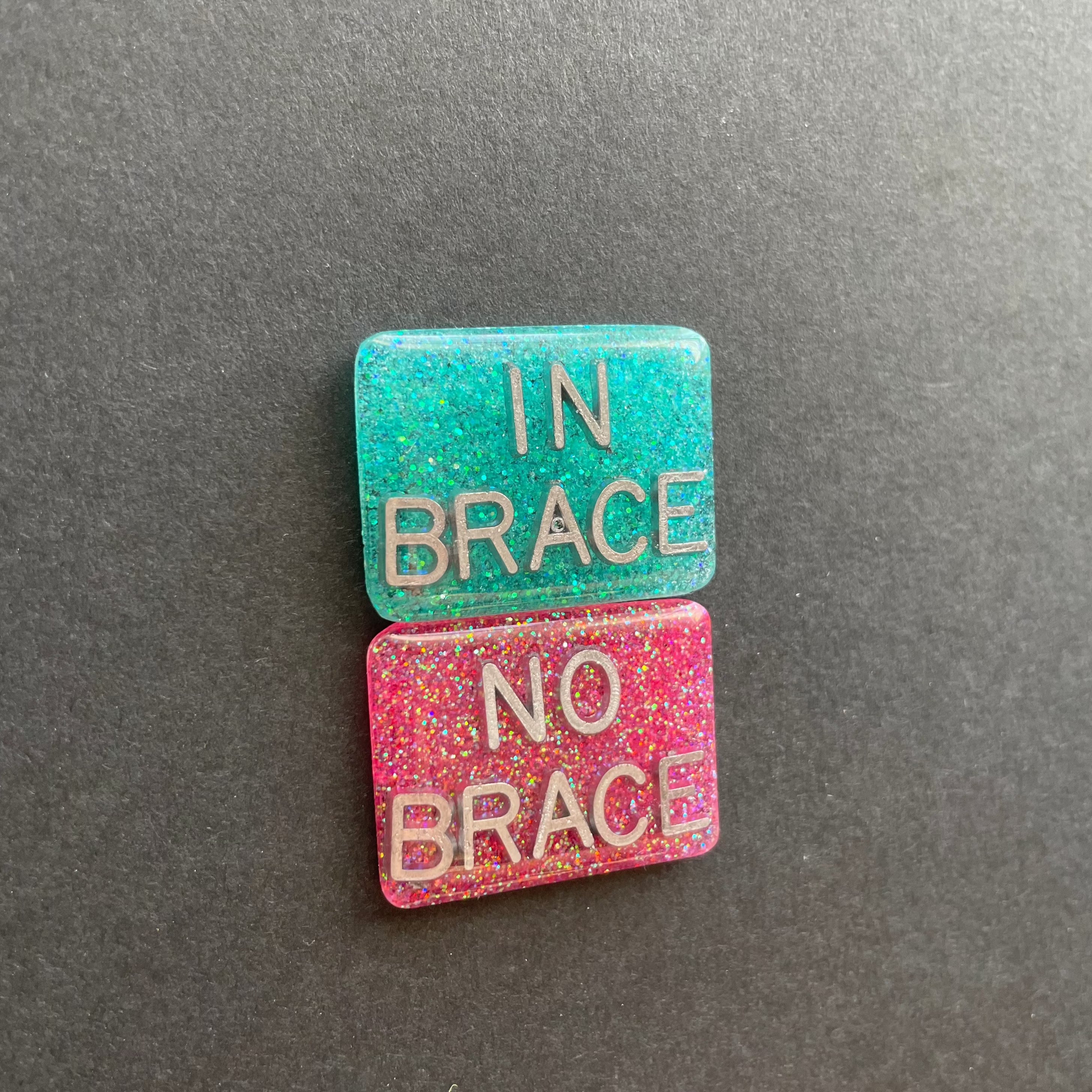 In vs Out of Brace Xray Marker, Rectangle, Glitter, Ortho